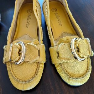 Bella Vita yellow flats